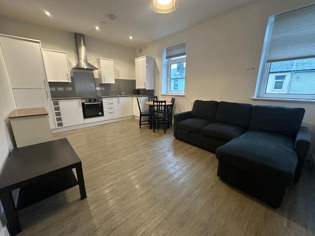 Elm Street, Roath CF24, 2 bed flat to rent, £1,250 pcm | PrimeLocation