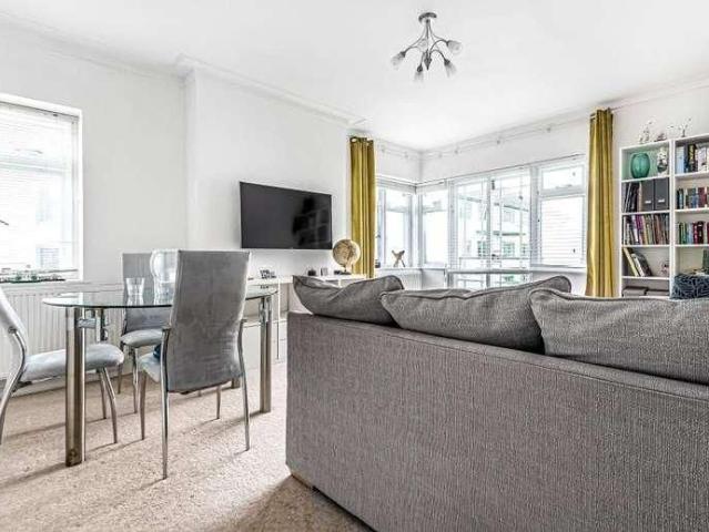 Elm Park Court, Elm Park Road, Harrow, HA5