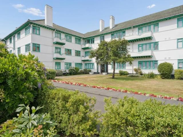 Elm Park Court, Pinner HA5, 3 bed flat to rent, £2,200 pcm | PrimeLocation