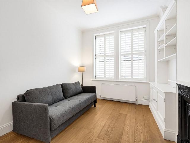 Elm Park Mansions, Park Walk, London SW10, 2 bed flat to rent, £3,250 pcm | PrimeLocation