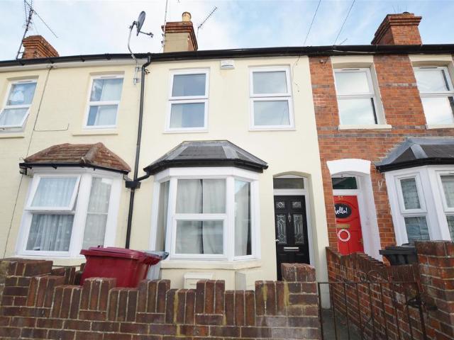 Elm Park Road 1 bed flat to rent £1,095 pcm £253 pw
