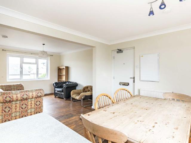 Elm Road, Kingston Upon Thames KT2, 4 bed flat to rent, £2,595 pcm | PrimeLocation