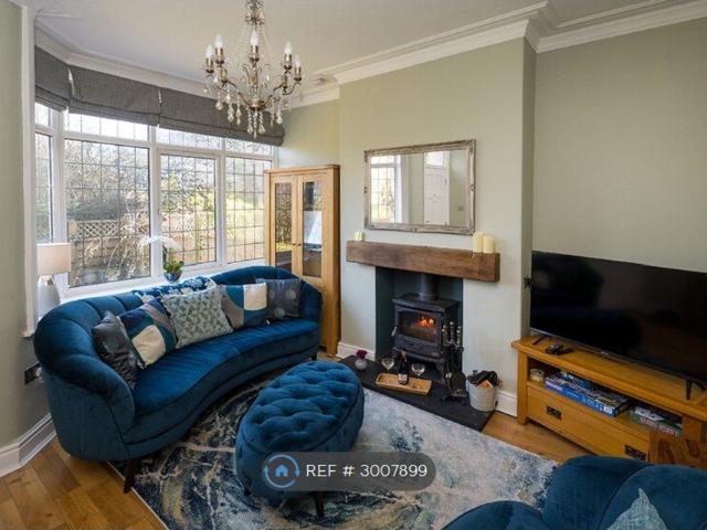 Elm Tree Avenue, Harrogate HG1, 3 bed terraced house to rent, £3,500 pcm | PrimeLocation
