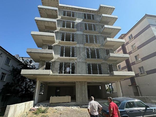 ELMADAĞ BAHÇELİEVLER MH HASANOĞLAN CADDE YANI 4+1 210 M2 SATILIK SIFIR DUBLEX DAİRE