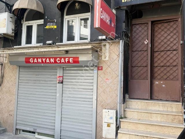 Elmadağ Şişli Caddeye Çok Yakın Kiralık Geniş Yüksek Giriş
