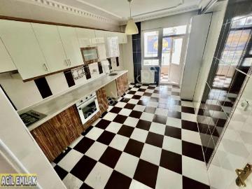 Elmalık Cadde Üzeri Asansörlü Yeni Binada Kiralık Daire