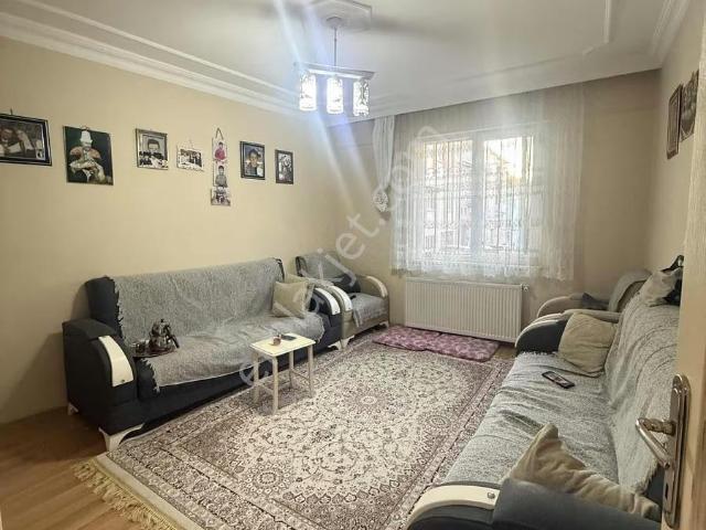 Elmas Emlaktan Satılık 3+1 Ebeveyn Banyolu Daire