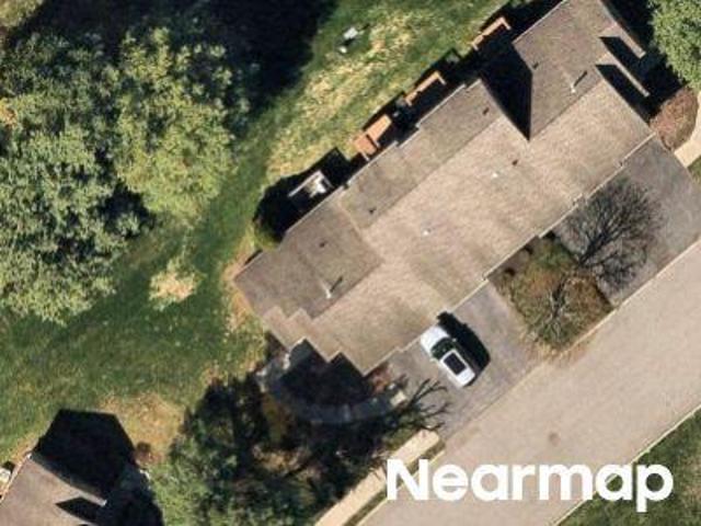 Elmcrest Dr