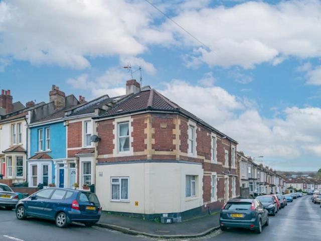 Elmdale Road, Bedminster, Bristol BS3, 2 bed flat to rent, £1,350 pcm | PrimeLocation