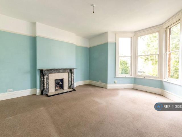 Elmdale Road, Bristol, BS8 1 bed flat to rent £1,375 pcm £317 pw