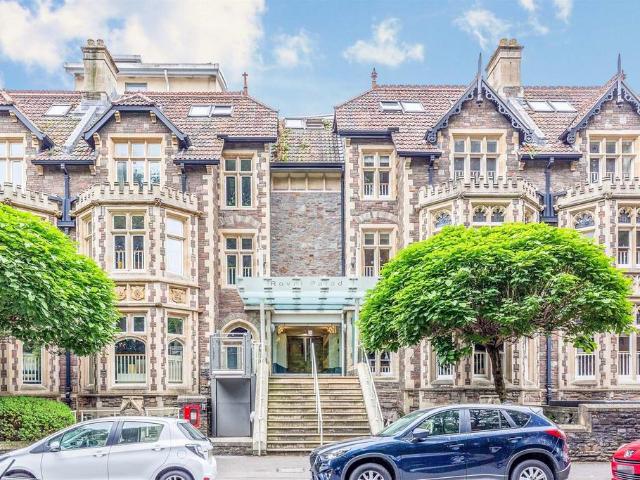 Elmdale Road, Tyndalls Park, BRISTOL 2 bed apartment to rent £2,000 pcm £462 pw