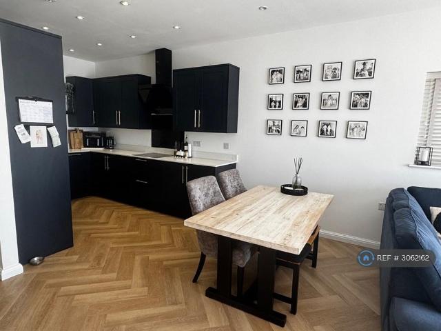 Elmer Road, Bognor Regis, PO22 2 bed maisonette to rent £1,700 pcm £392 pw