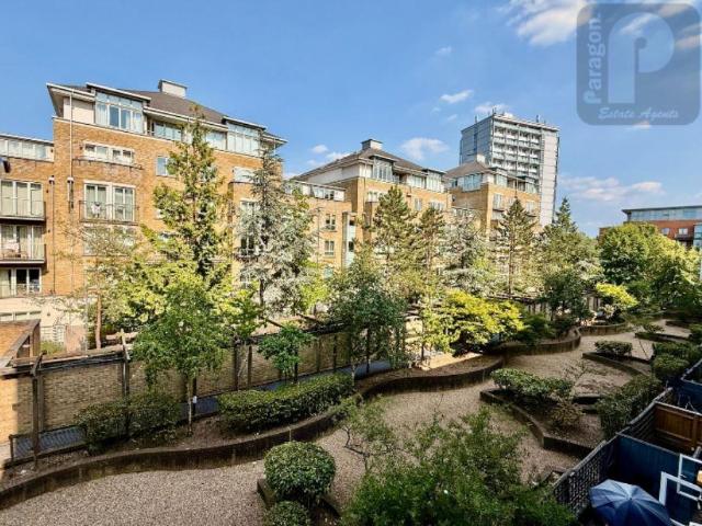 Elmfield Way, Maida Vale, London, W9 3 bed apartment to rent £2,850 pcm £658 pw