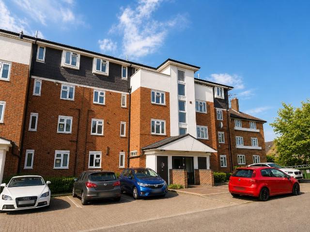 Elmfield House, The Grange Estate, London N2, 2 bed flat to rent, £1,800 pcm | PrimeLocation