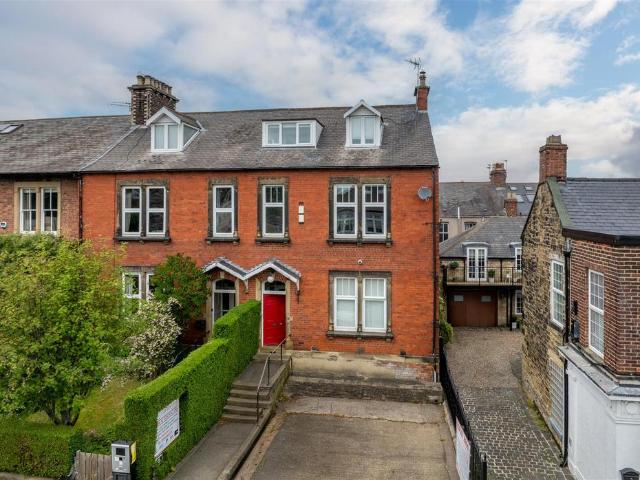 Elmfield Road, Gosforth, NE3 4 bed maisonette to rent £2,000 pcm £462 pw