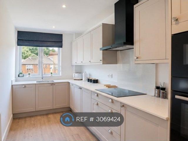 Elmford Close, Purley CR8, 3 bed semi detached house to rent, £2,650 pcm | PrimeLocation