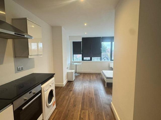 Elmgrove Rd, Harrow HA1, 1 bed flat to rent, £1,250 pcm | PrimeLocation