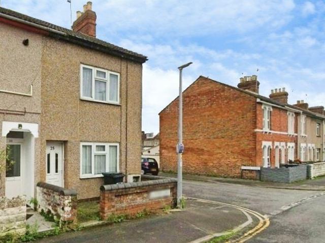 Elmina Road, Swindon, Wiltshire SN1, 2 bed end terrace house to rent, £1,050 pcm | PrimeLocation
