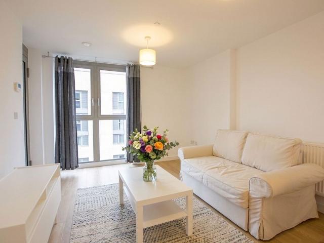 Elmira Street, Roma Corte SE13, 1 bed flat to rent, £1,750 pcm | PrimeLocation