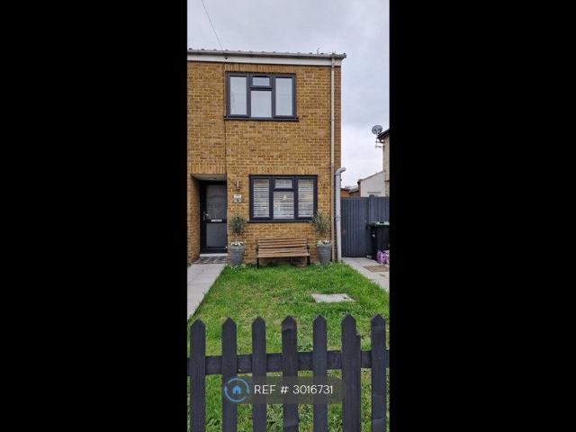 Elmore Road, Enfield EN3, 2 bed end terrace house to rent, £2,200 pcm | PrimeLocation