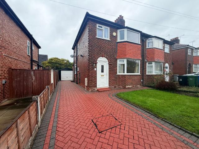 Elmridge Drive, Altrincham WA15, 3 bed property to rent, £1,650 pcm | PrimeLocation