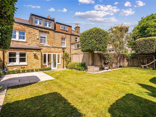 Elms Crescent, London, SW4 5 bed terraced house to rent £8,750 pcm £2,019 pw