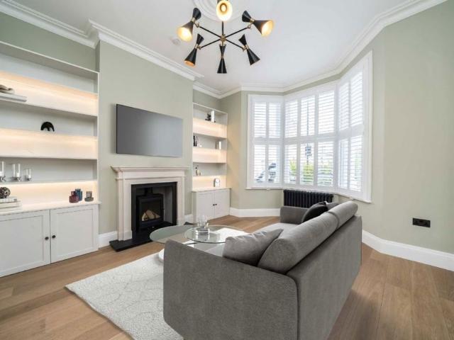 Elms Crescent, SW4, London
