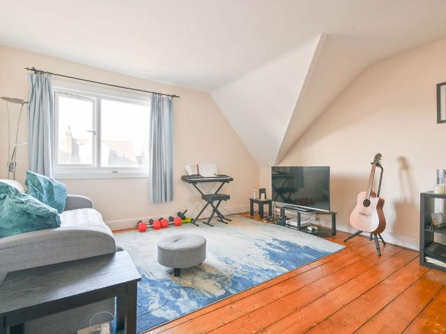 Elms Road, Abbeville Village, London SW4, 2 bed flat to rent, £2,650 pcm | PrimeLocation
