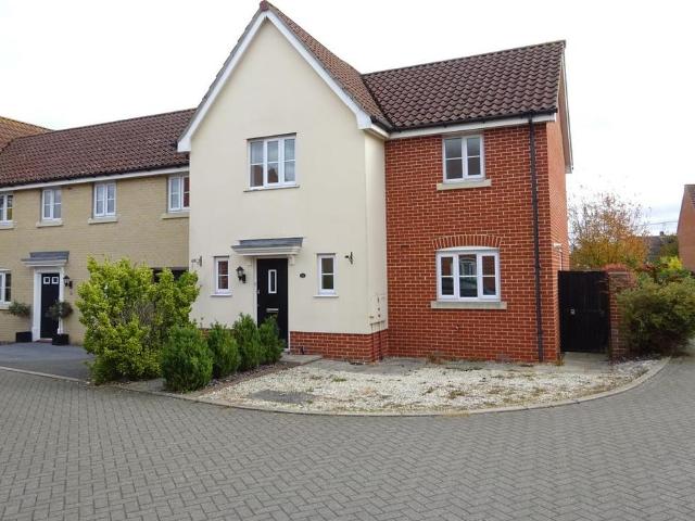 Elmswell 3 bed semi detached house to rent £1,295 pcm £299 pw