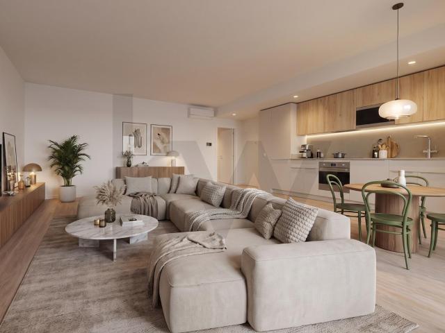 ÉLOU LOURES | T2 · 118m² · Condomínio Fechado com Piscina
