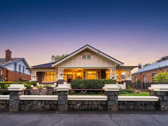 'Elouera' Heritage Style Living, Right in the CBD