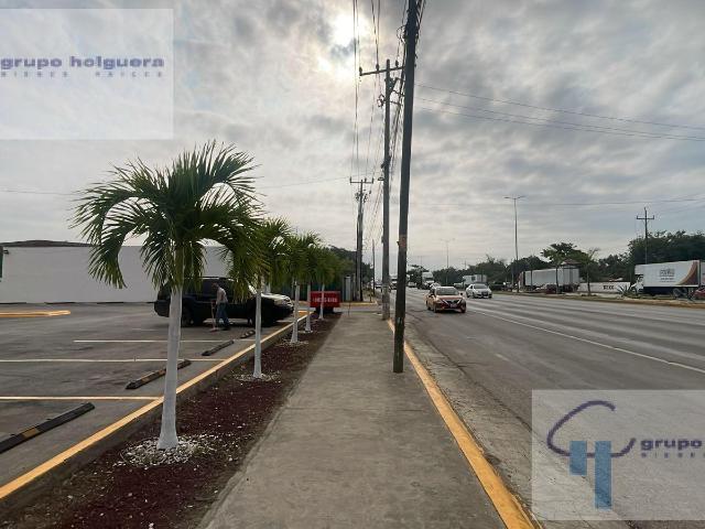 ELO 642 L3 LOCAL EN PLAZA DORADA EN RENTA Ubicado en AV. DE LA INDUSTRIA #14400 A COL. LAGUNA DE LA PUERTA, ALTAMIRA, TAM