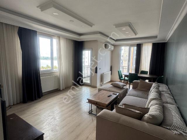 Elaza İnvest’en Küçükçekmece Fatih Mahallesinde Göl Manzaralı 3+1 120m2 Sahil Çarşı Ulaşıma Yürüme