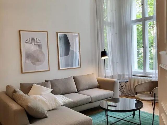 Elaborately completely renovated luxury apartment in the best location first occupancy, Berlin Amsterdam Apartments for Rent