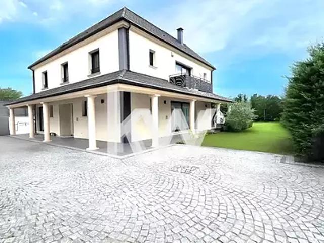 Élancourt 78990 Achat / Vente maison 9 pièces t9 terrasse parking