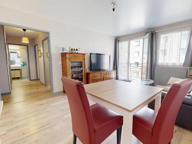 ELANCOURT LA CLEF SAINT PIERRE APPARTEMENT 2 PIECES