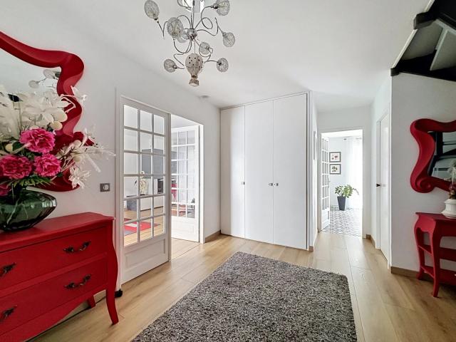 ELANCOURT Maison individuelle