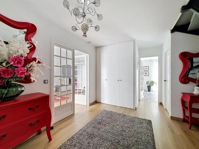 ELANCOURT Maison individuelle