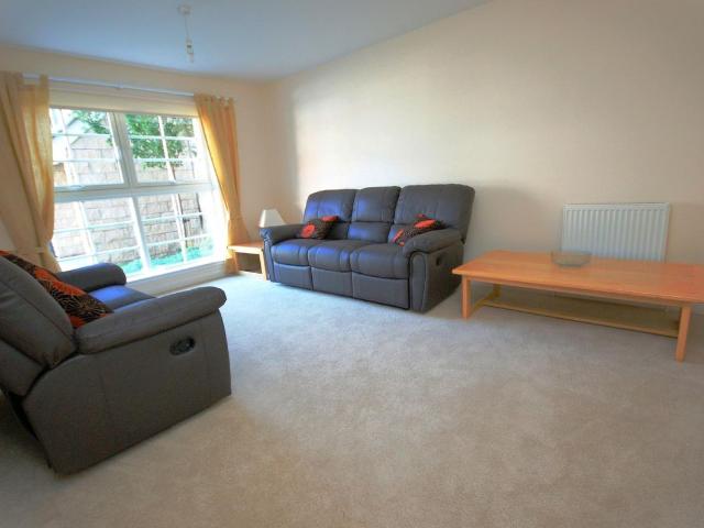 Elbe Street, Edinburgh EH6, 2 bed flat to rent, £1,350 pcm | PrimeLocation