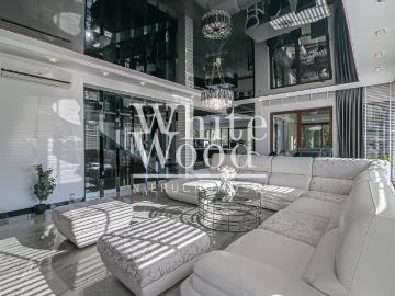 Nowoczesny dom 340 m² z lasem, garażem i ogrodem zimowym