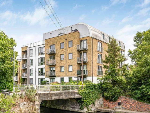 Elder Court, Hertford SG13, 1 bed flat to rent, £1,300 pcm | PrimeLocation