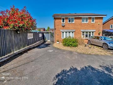 Elder Close, Heath Hayes, Cannock WS11, 2 bed semi detached house to rent, £1,100 pcm | PrimeLocation
