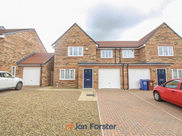 Elder Drive, Fenham 3 bed house to rent £1,150 pcm £265 pw