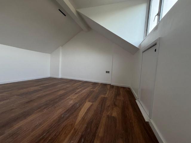 Elder Road, London SE27 4 bed semi detached house to rent £2,800 pcm £646 pw
