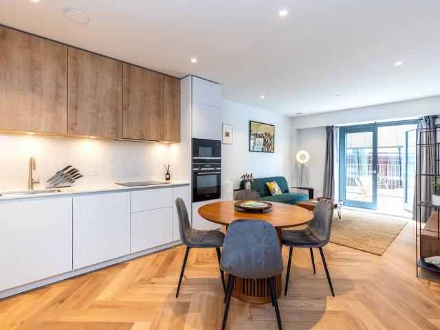 Elder Street, Edinburgh, Midlothian 1 bed apartment to rent £2,100 pcm £485 pw