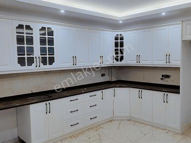 Eldirek Çamköy Mahallesi Lüks 5+1 Villa Acilllll