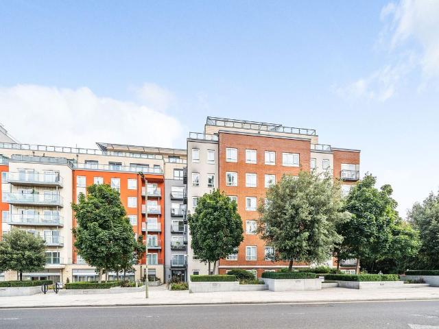 Eldon House, Colindale, London NW9, 2 bed flat to rent, £2,100 pcm | PrimeLocation