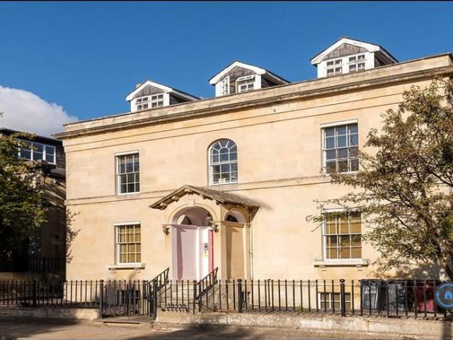Eldon Square, Reading, RG1 1 bed flat to rent £1,270 pcm £293 pw