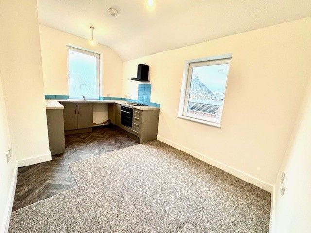 Eldon Street North, Barnsley S71, 3 bed flat to rent, £850 pcm | PrimeLocation
