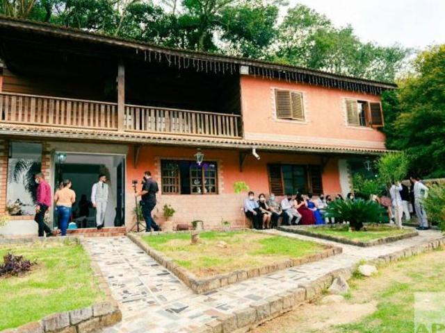 Eldorado lindo casarão condomínio fechado sete Praias. Estuda permuta ler anuncio
